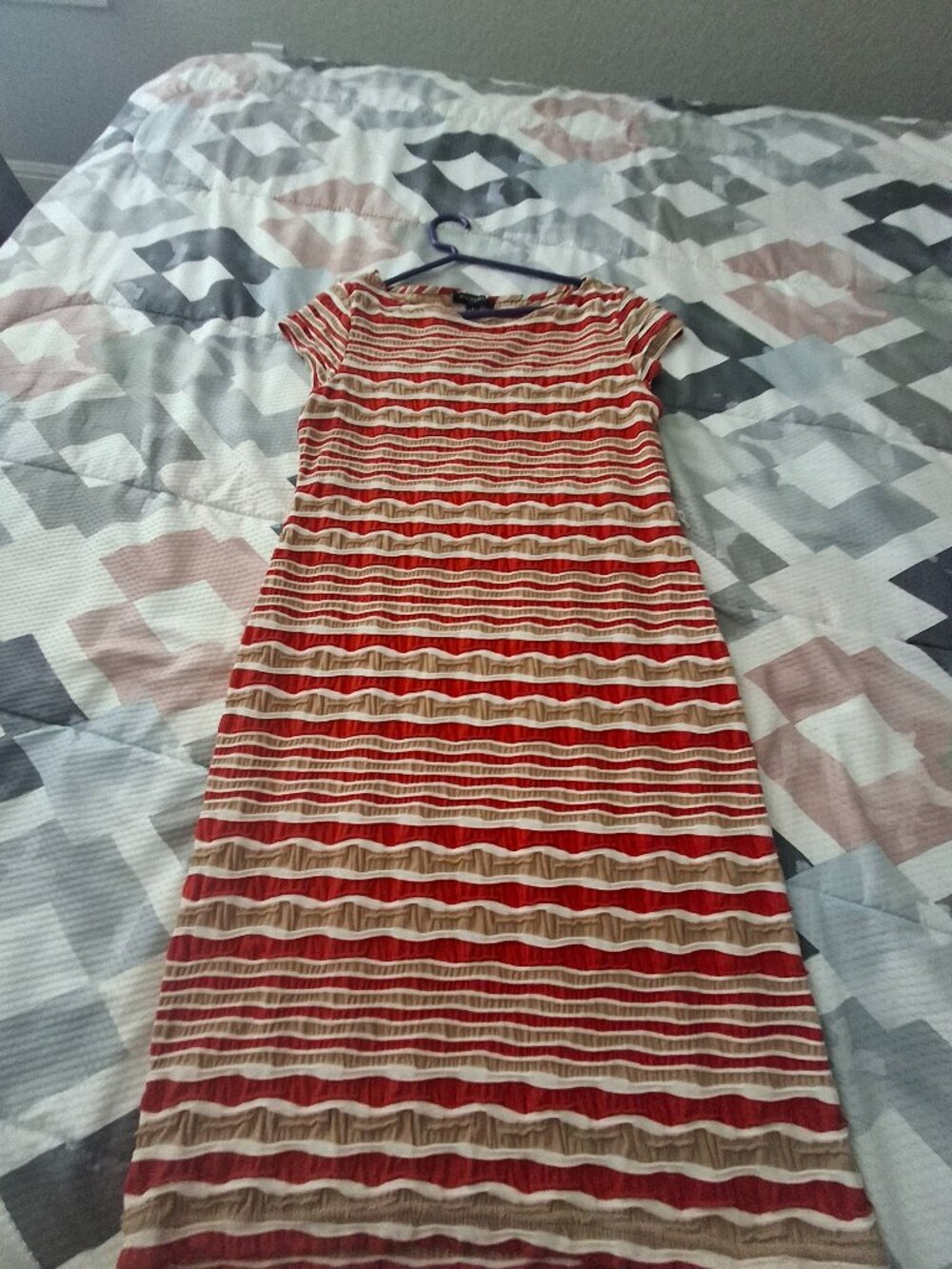 Sharagano, Size 8, Red and Cream Dress